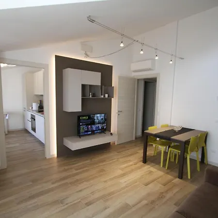 Attico Arrighi Apartamento